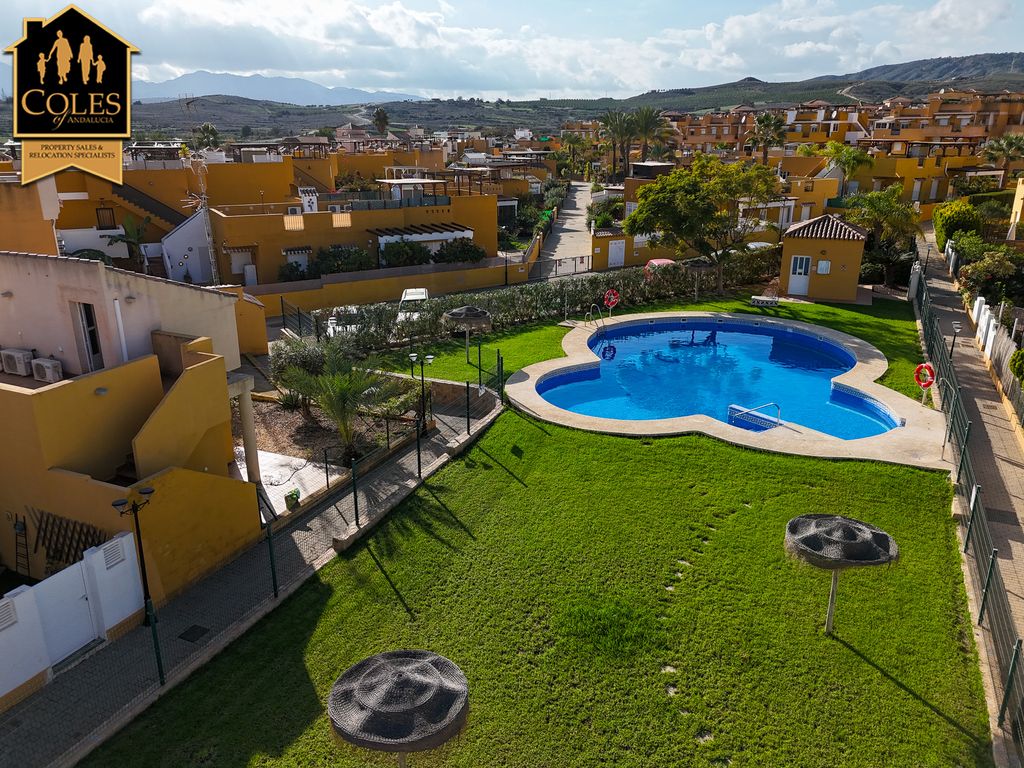 Property photo 1 of 40