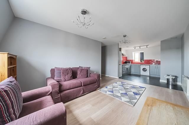 Property photo 3 of 21 Living