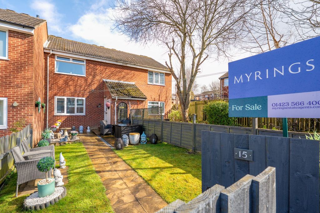 Property photo 1 of 14