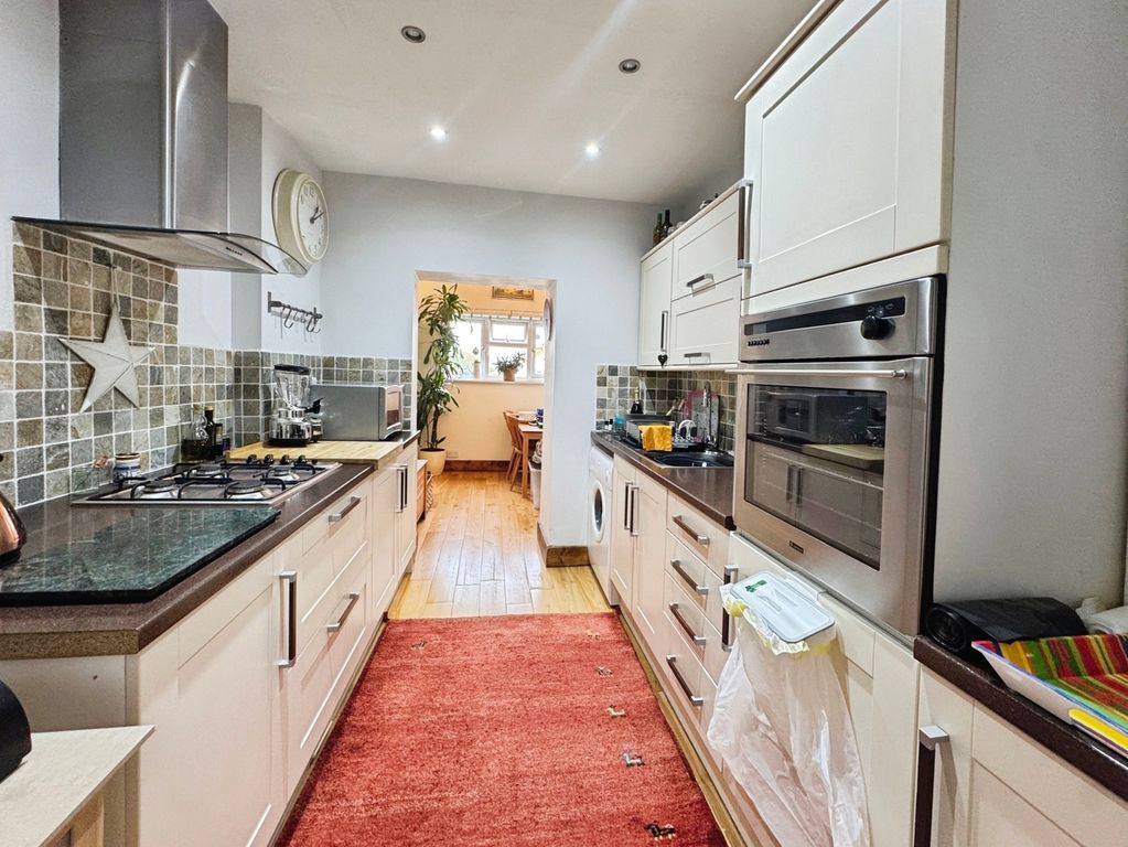 Property photo 3 of 7 Pbox-Img.Jpg