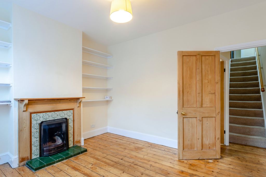 Property photo 3 of 11 Picture No. 18