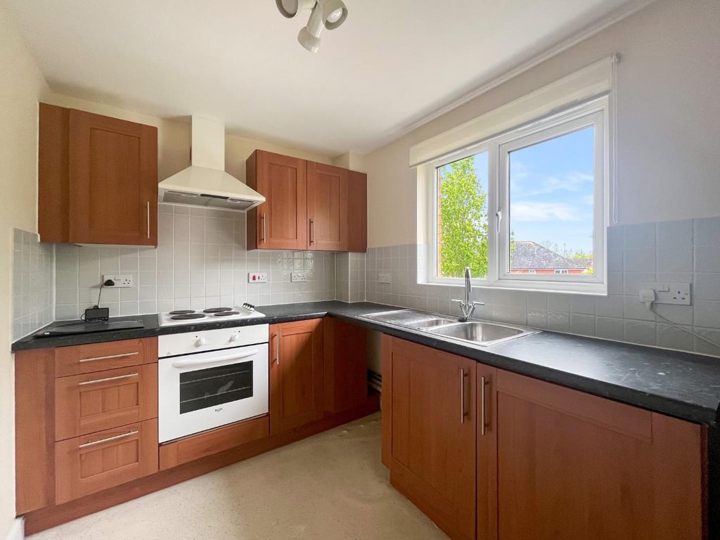 Property photo 2 of 8 4.Jpg