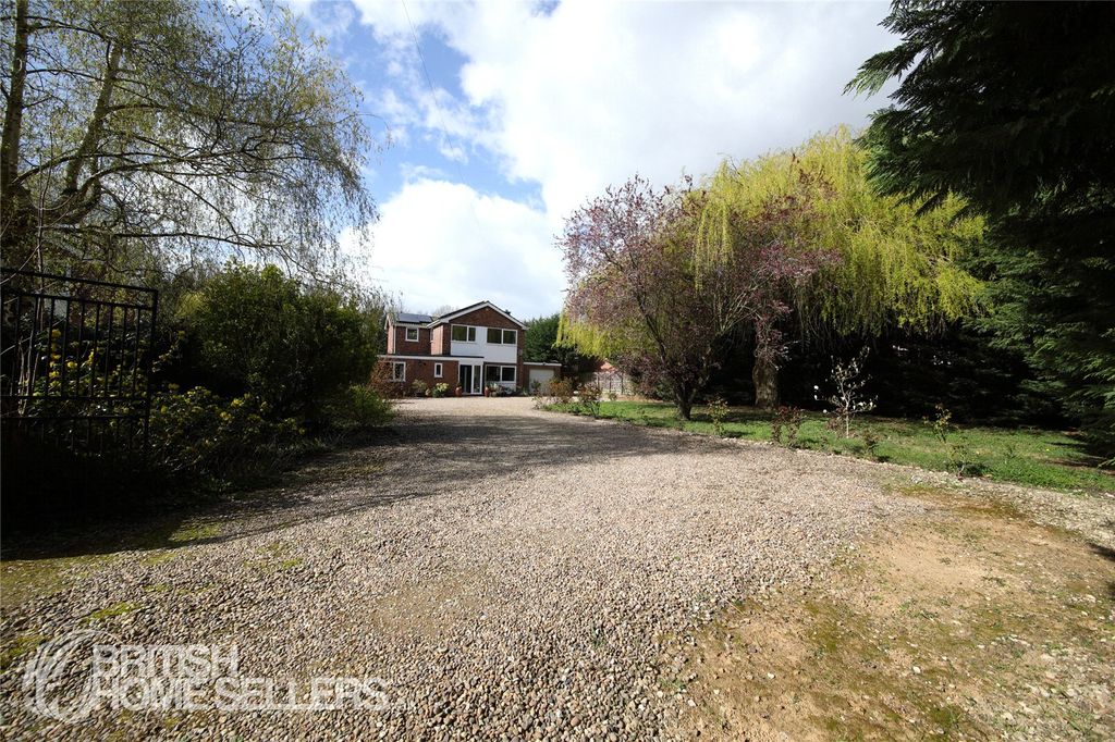 Property photo 3 of 34 Picture No. 13