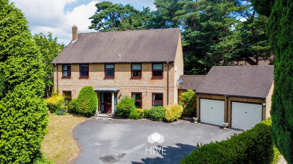 Property photo 1 of 28 Davids Lane