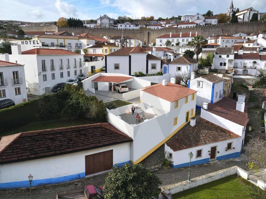 Property photo 2 of 25