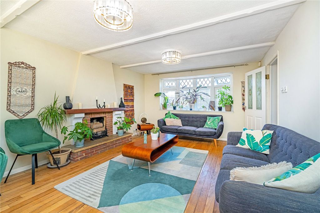 Property photo 3 of 12 Picture No. 12