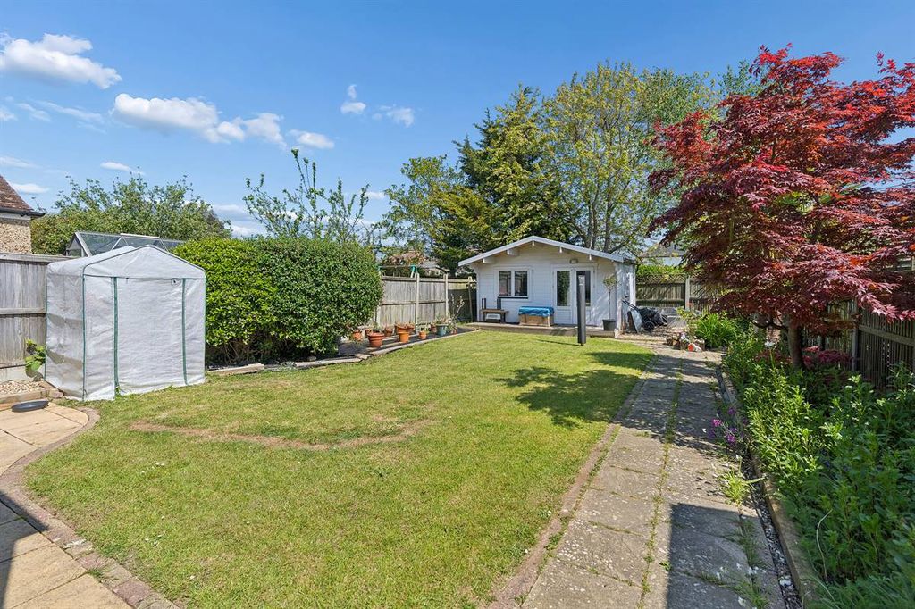 Property photo 3 of 25