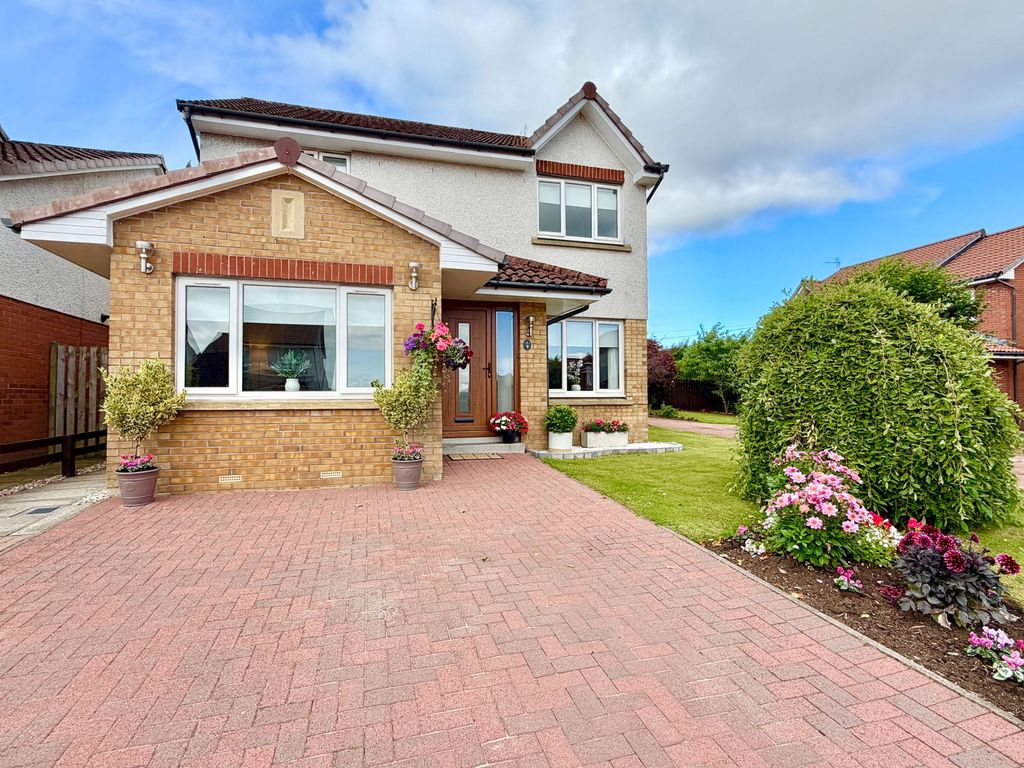 Property photo 1 of 35