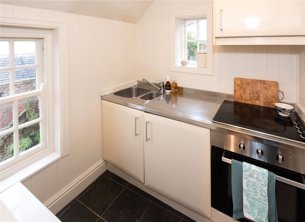 Property photo 2 of 18 Picture No. 09