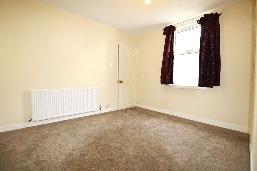 Property photo 3 of 7 Picture No. 34