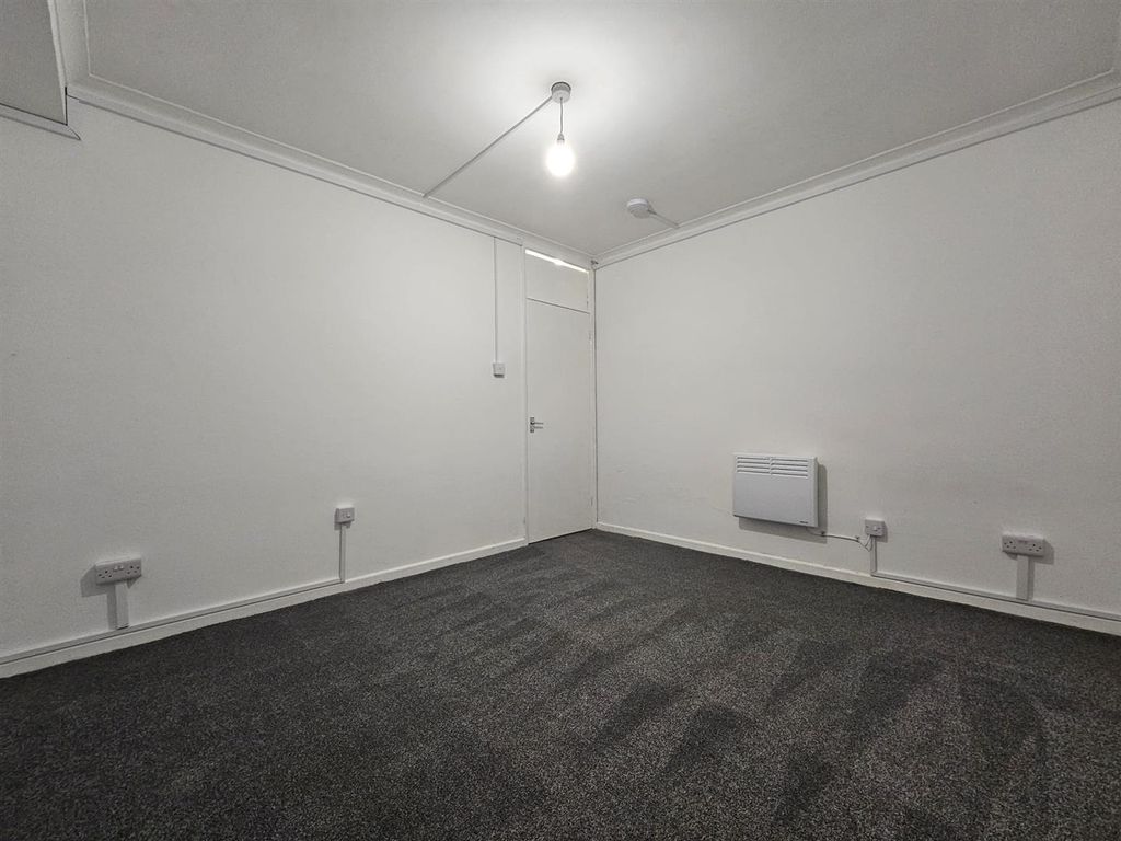 Additional image 10 of 1 bed property for saleGordon Crescent, Brierley Hill DY5