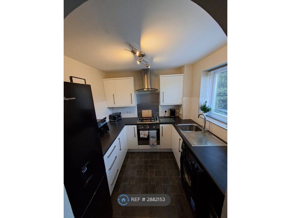 Property photo 3 of 11