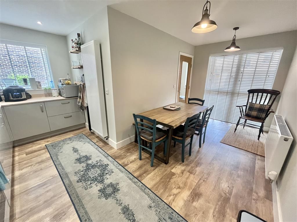 Property photo 3 of 18 Image