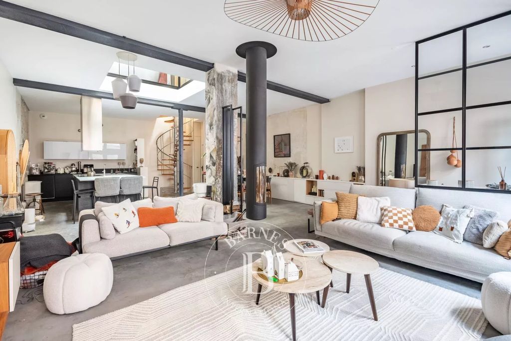 Property photo 3 of 20