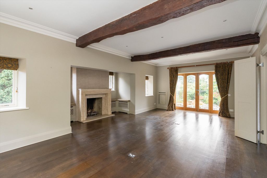 Property photo 2 of 20 Image