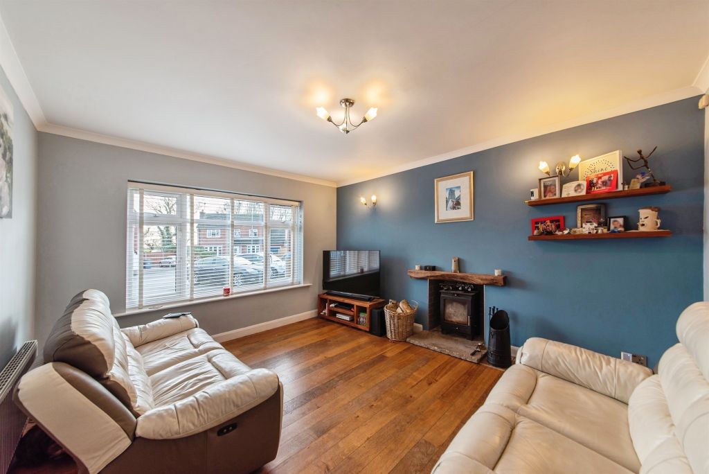 Property photo 2 of 20