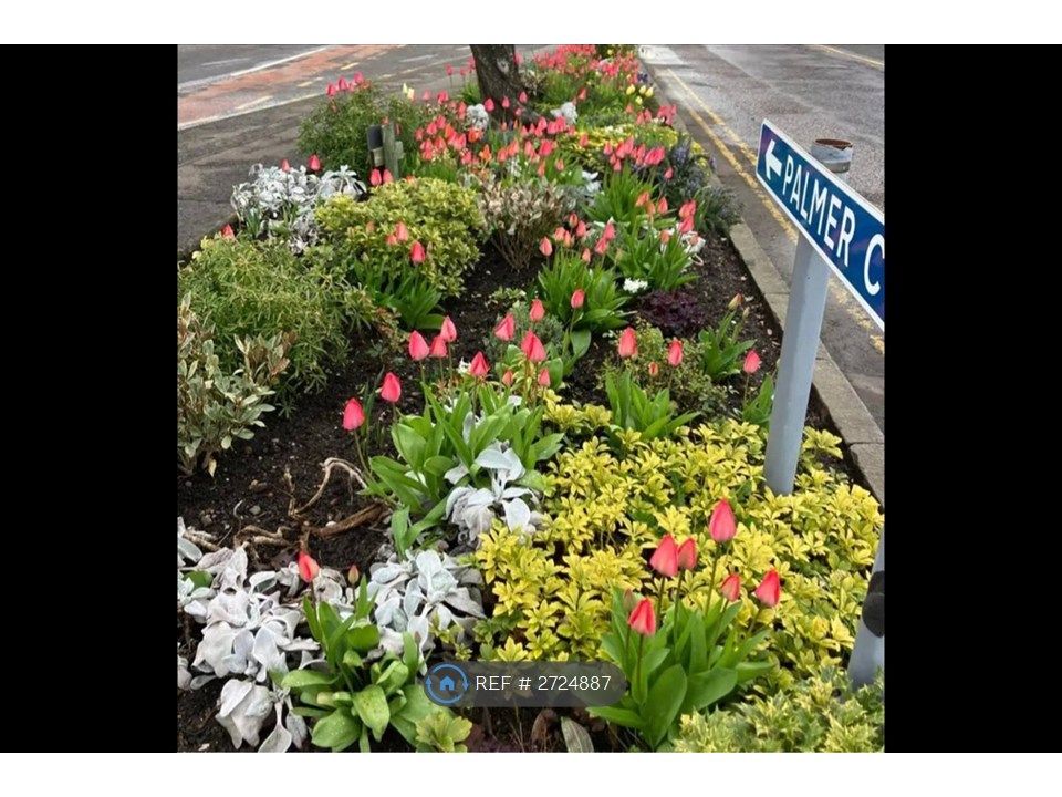 Property photo 2 of 27