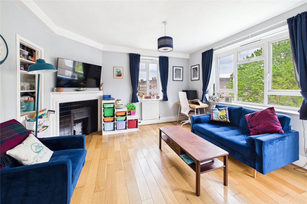 Property photo 3 of 14 Picture No. 06