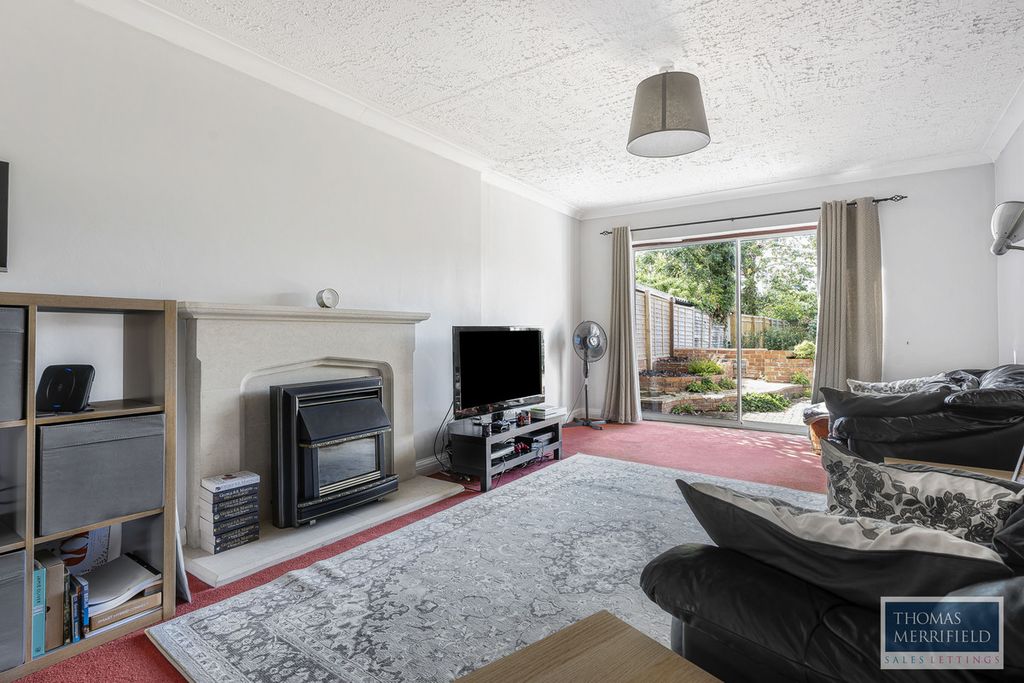 Property photo 2 of 22