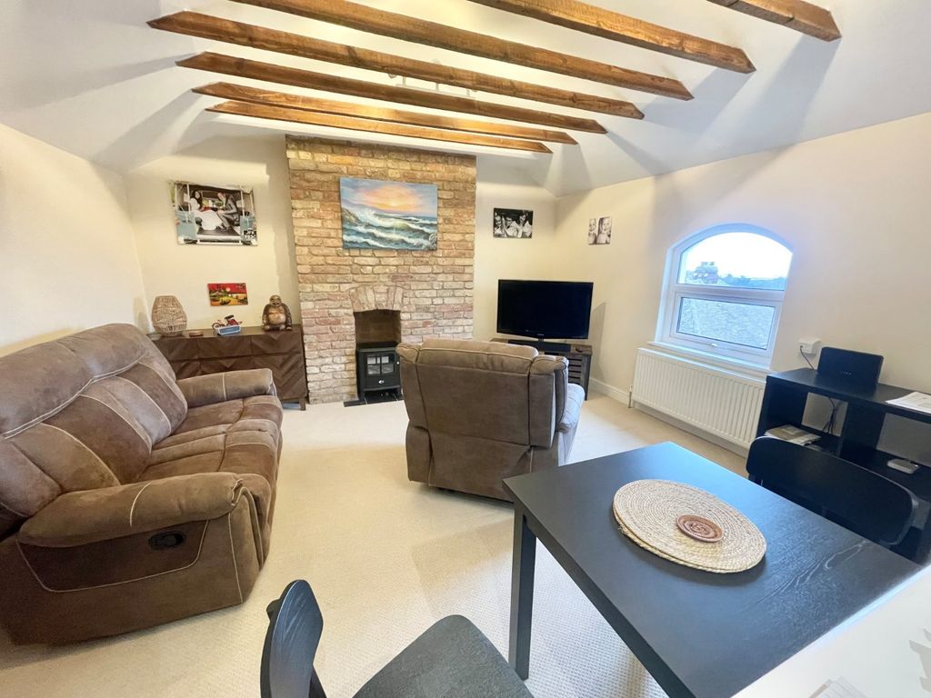 Property photo 2 of 6 Picture 2