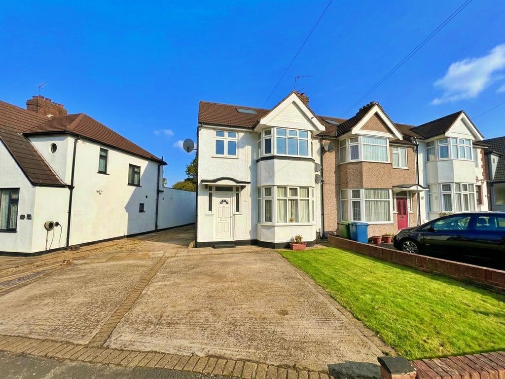 Property photo 1 of 21 Photo 8