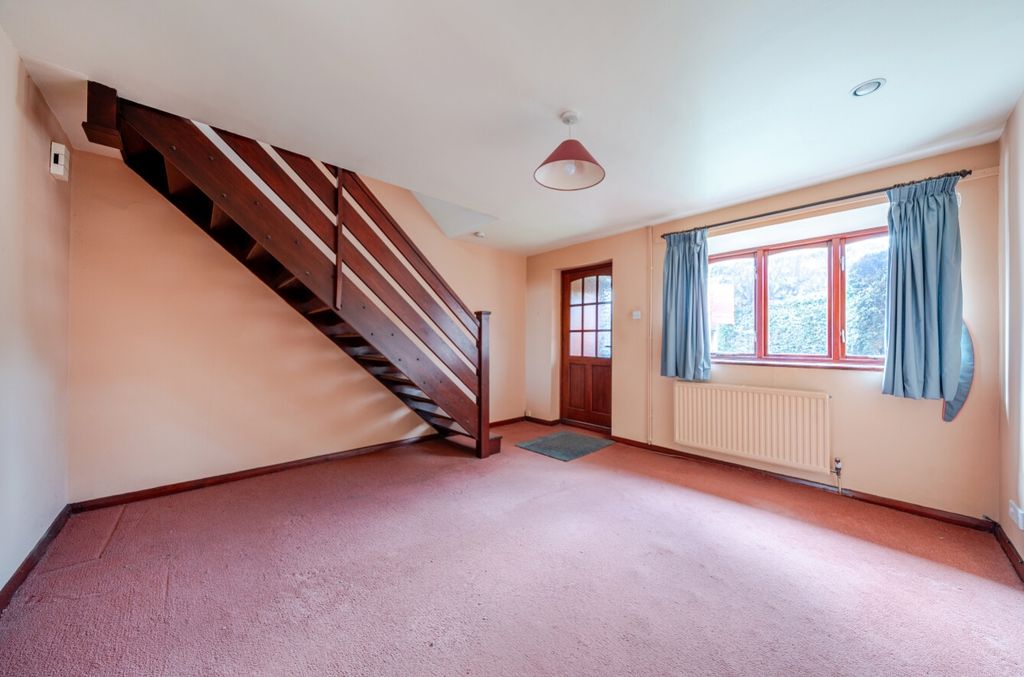 Property photo 3 of 13 1536952-8-1A15422Ae707A
