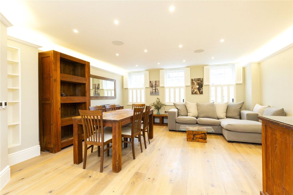 Property photo 1 of 20 Reception Room