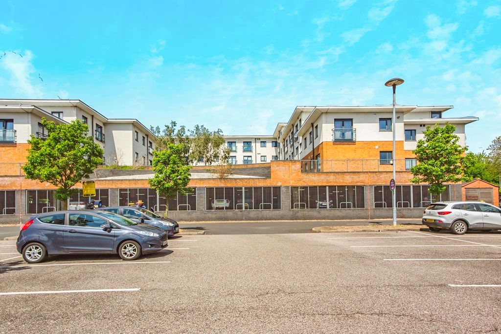 Property photo 1 of 10