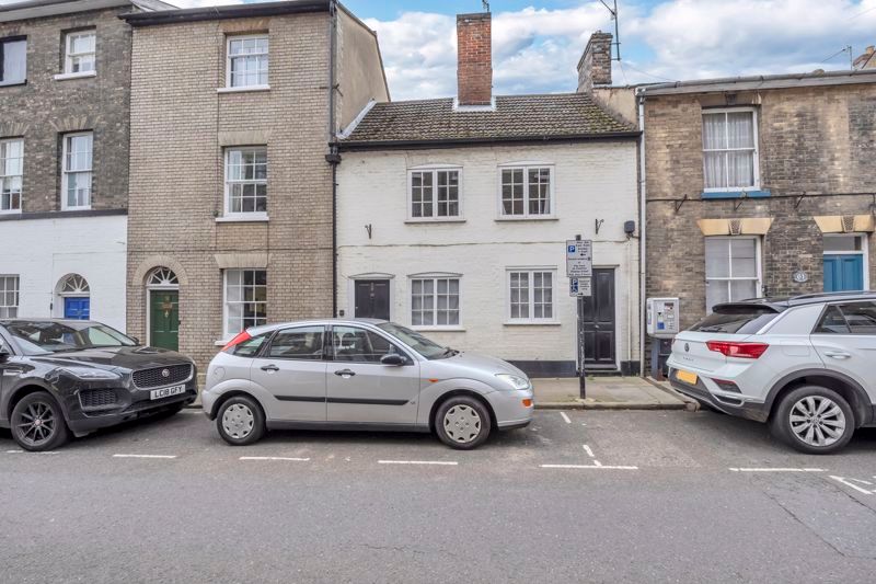 Property photo 1 of 20 Front