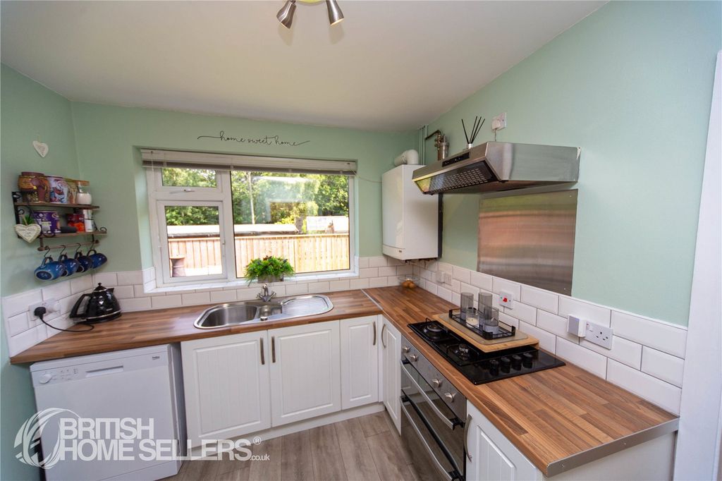 Property photo 2 of 19 Picture No. 08