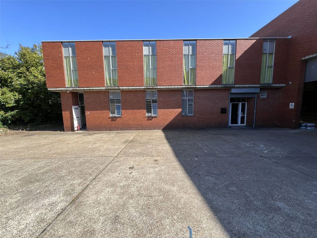 Property photo 2 of 11 Picture No. 02