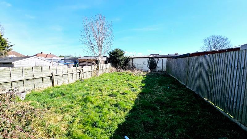 Property photo 2 of 13 Photo 12