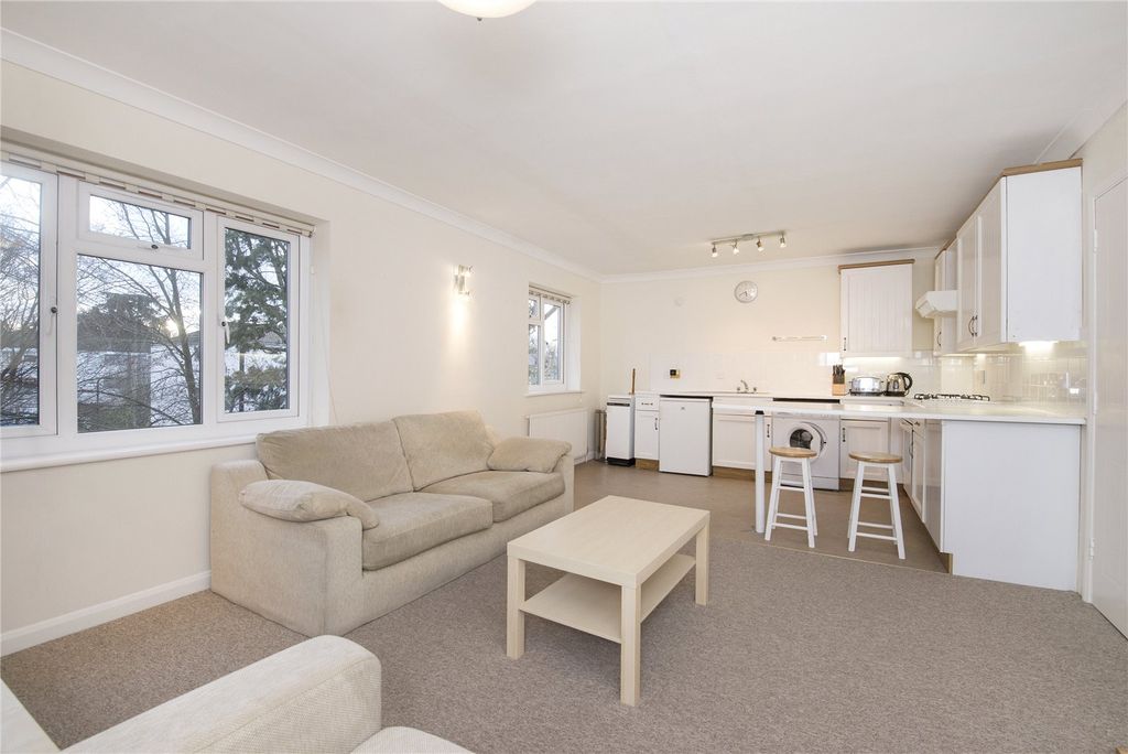 Property photo 3 of 11 Picture No. 05
