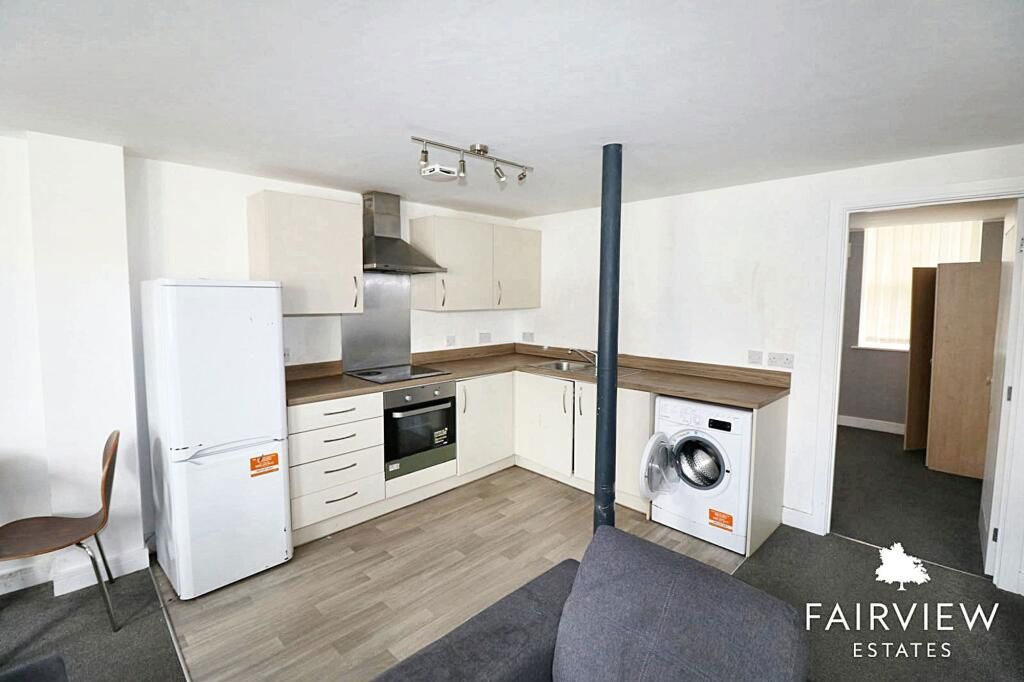 Property photo 2 of 10