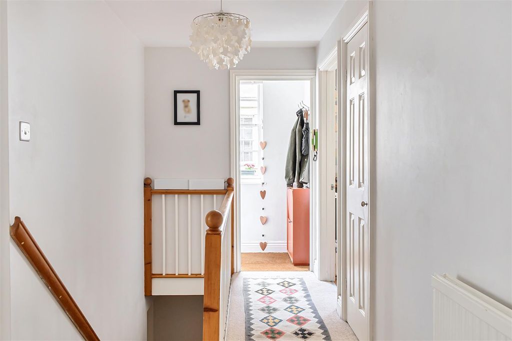 Property photo 2 of 15 Entrance Hallway.Jpg