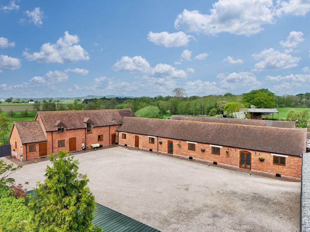 Property photo 1 of 69 3890391