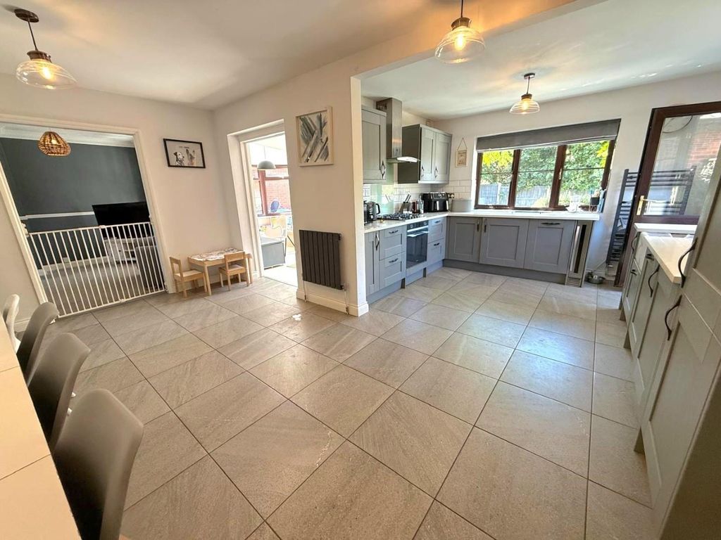 Property photo 2 of 21 2.Jpg