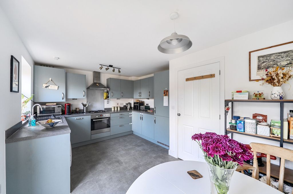Property photo 2 of 15 Kitchen/Diner