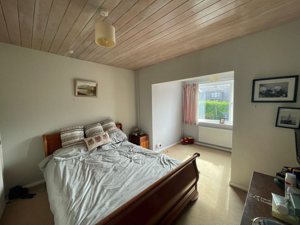 Property photo 2 of 11 Photo 2