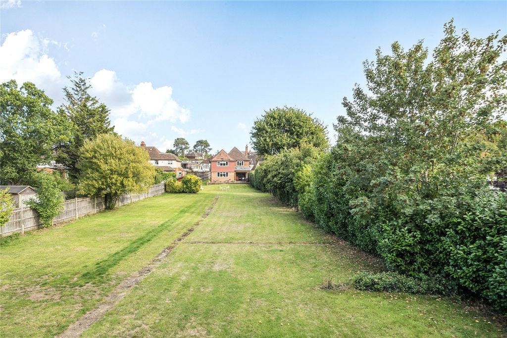 Property photo 1 of 17 Picture No. 21