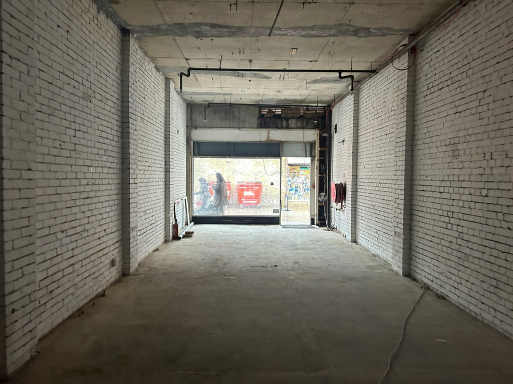 Property photo 2 of 2 36 Winslade Way Internal.Jpg