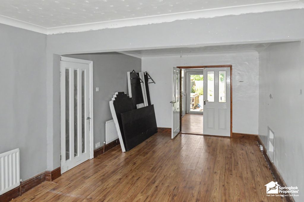Property photo 3 of 15 Image 2