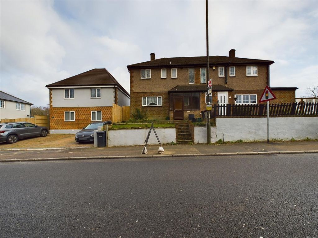 Property photo 1 of 10 Cam02885G0-Pr0047-Still011.Jpg
