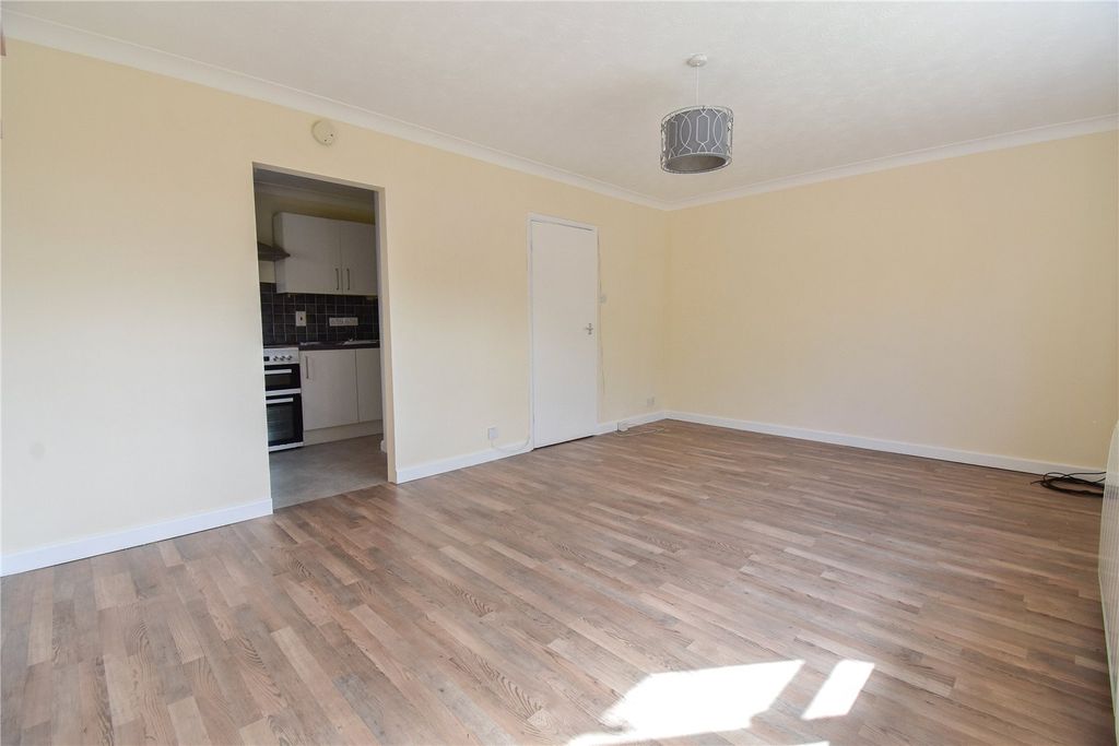 Property photo 3 of 7 Picture No. 08