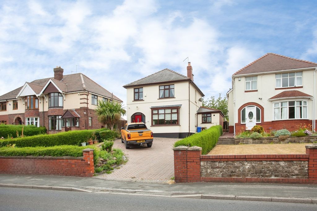 Property photo 2 of 31 Pbox-Img.Jpg