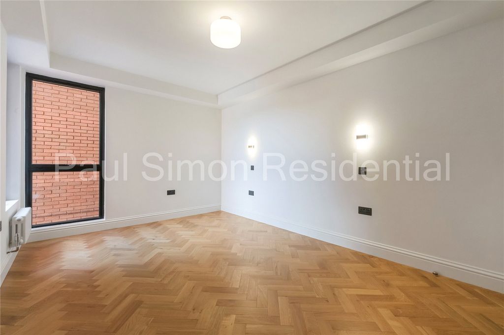 Property photo 2 of 12 Picture No. 02