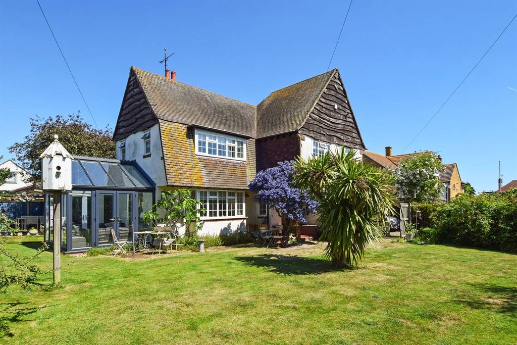 Property photo 1 of 33