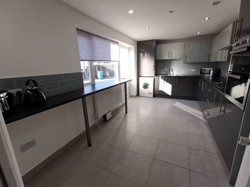 Property photo 2 of 4