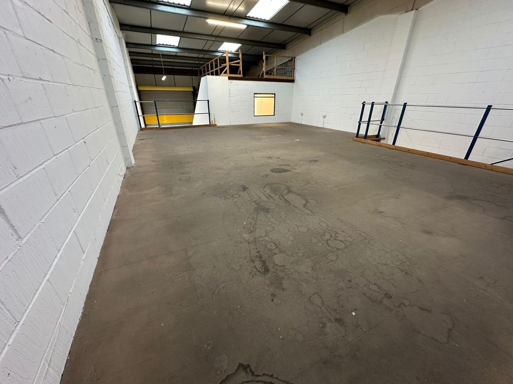 Property photo 3 of 5