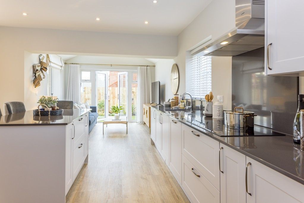 Property photo 2 of 13 The Willows, Burridge